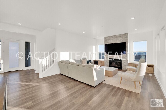 Building Photo - Fully furnished Home in Lehi, UT