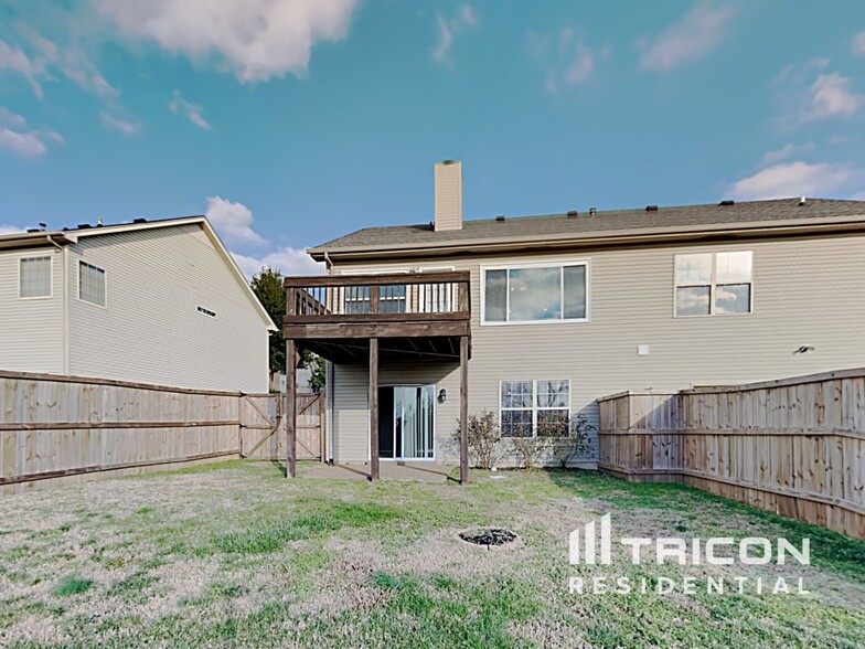 Building Photo - 122 Braxton Park Ln