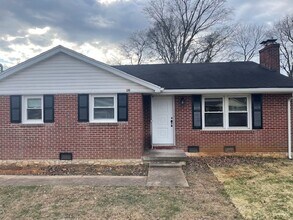 Building Photo - Completely Remodeled, Three Bedroom, One Bath Brick home in quiet subdivision.  Great Location