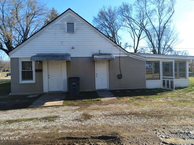 Building Photo - 416 Cherokee Village Dr