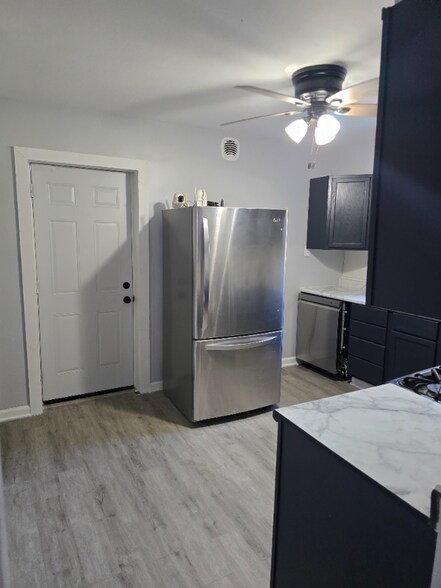 Building Photo - 1040 Polk St