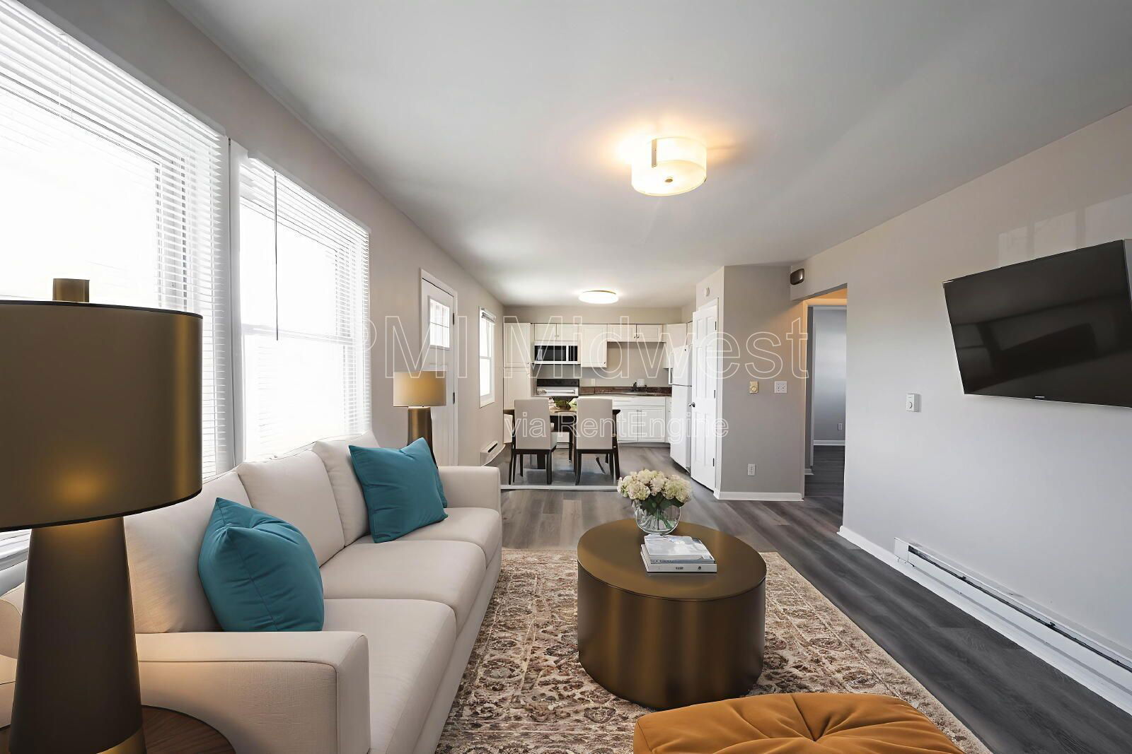 Building Photo - 140 Maple Park Dr