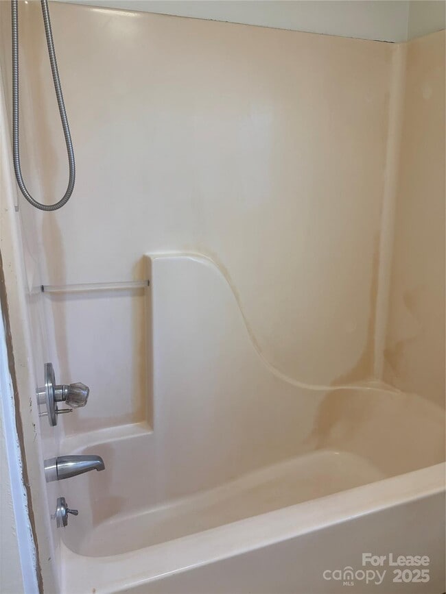 Building Photo - 828 Spruce St