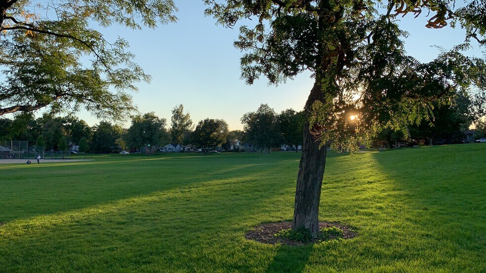 Zuni park blocks away! - 5130 Clay St