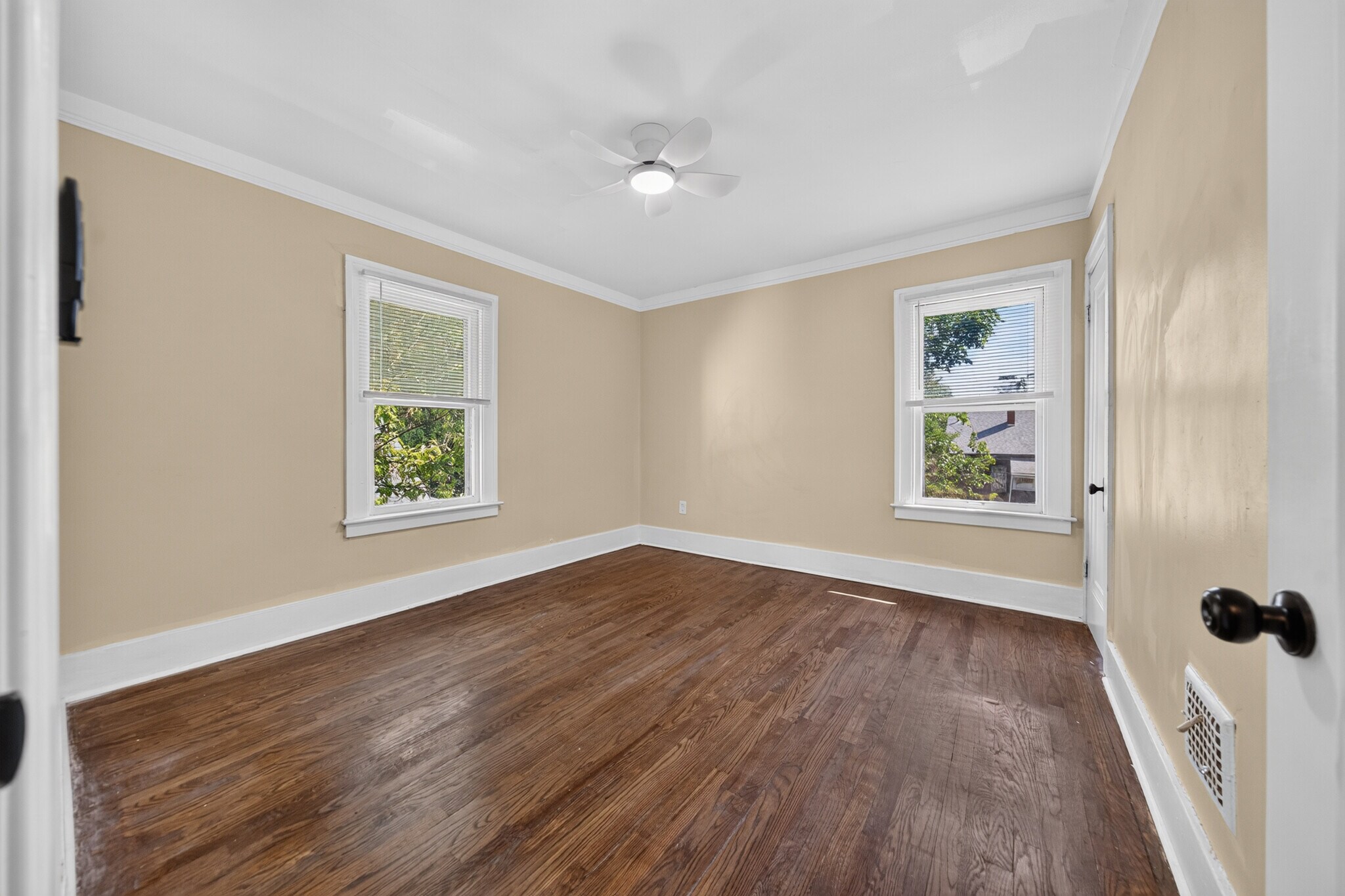 Building Photo - 4812 Chalmers St