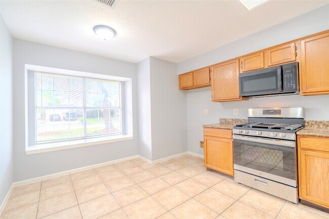 Building Photo - 13710 Sablegarden Ln