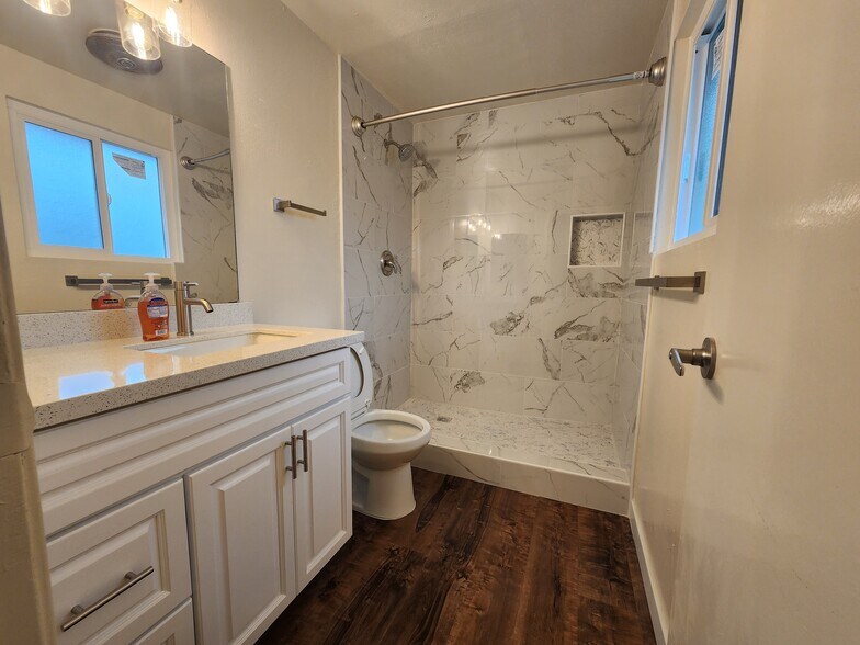 Master Bathroom - 431 S Simpson Ave