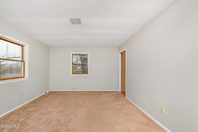 Building Photo - 3 Springwood Manor Dr