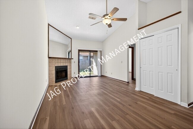 Building Photo - 1338 Gettysburg Dr