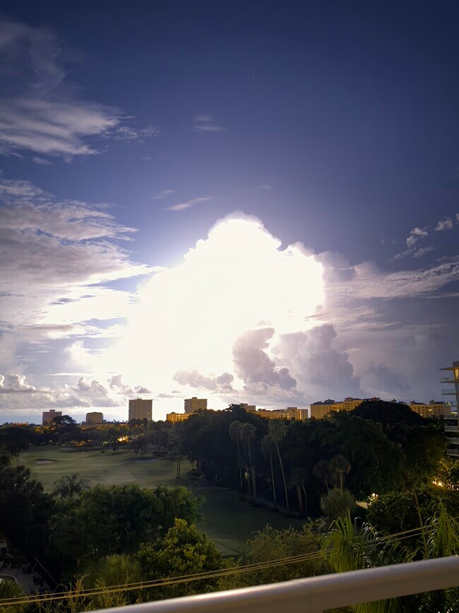 Building Photo - 99 SE Mizner Blvd