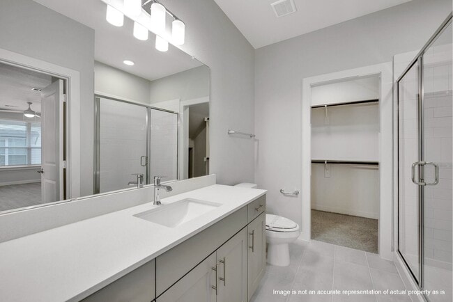 Building Photo - 2402 Eaton St