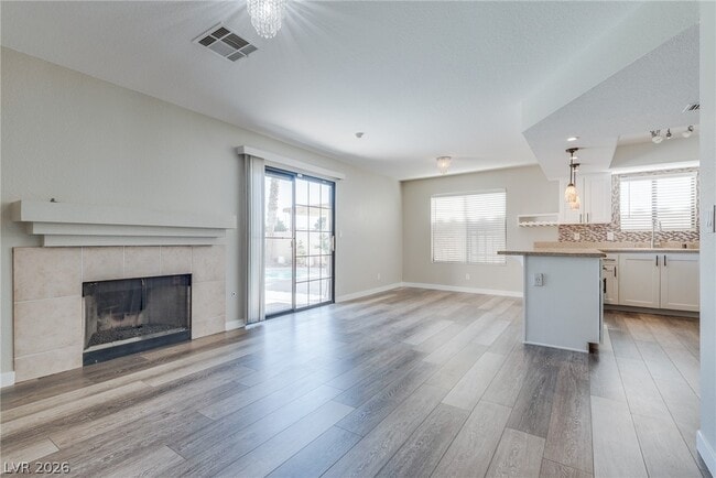 Building Photo - 2232 Chapman Hill Dr