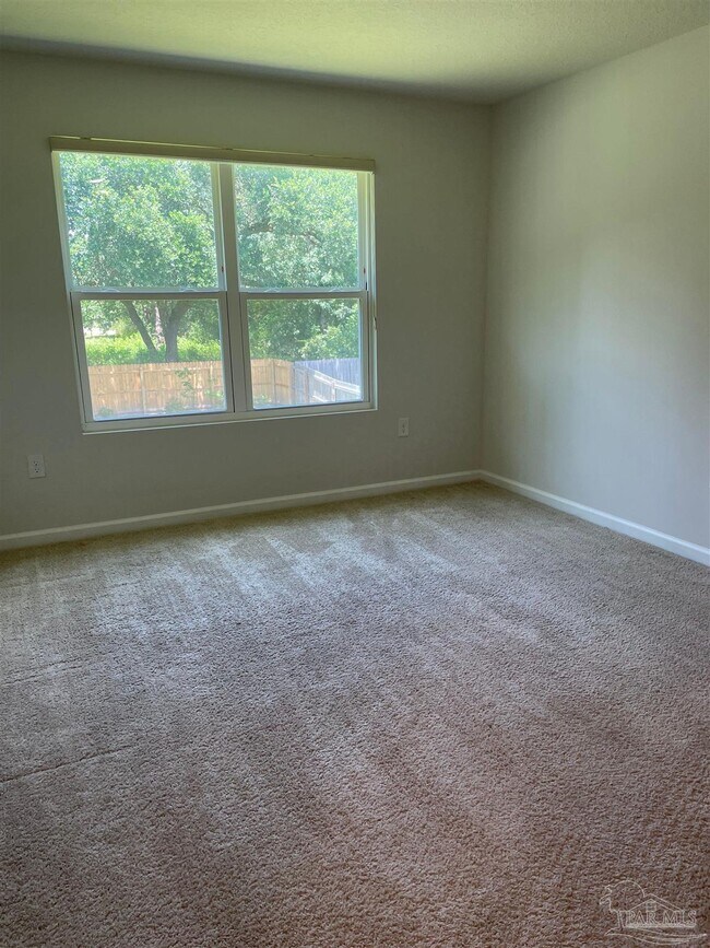 Building Photo - 5241 Peach Dr