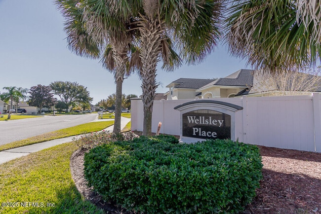 Building Photo - 2337 Matheson Dr