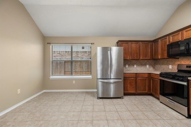 Building Photo - 5030 Birch Manor Ln