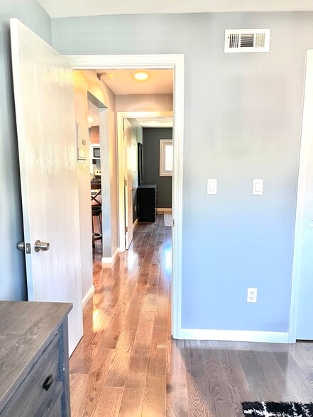 Building Photo - 5455 N Main St