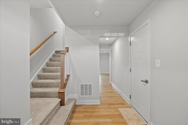 Building Photo - 10302 Heritage Trl Ct