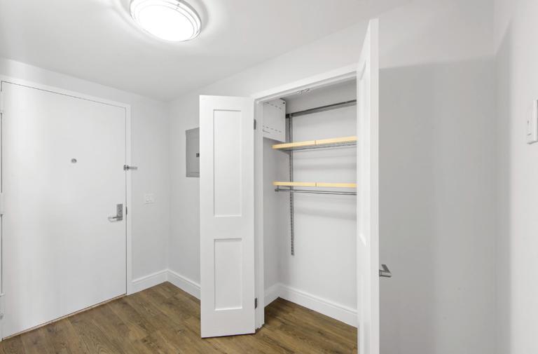 Building Photo - 333 E 91st St