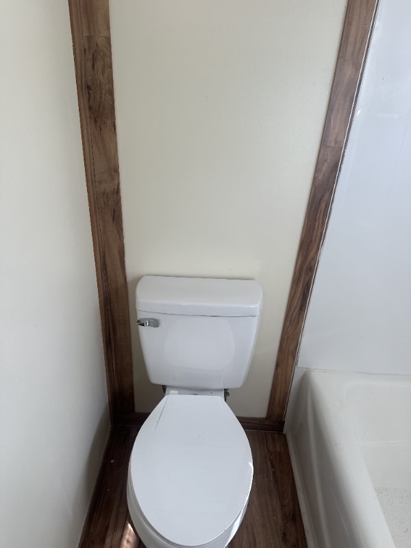 Building Photo - 12008 Emory Oak Loop