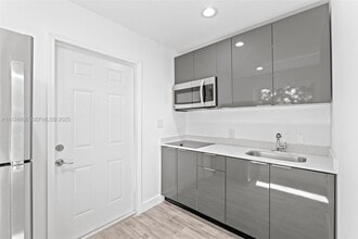 Building Photo - 2847 Polk St