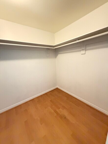 Building Photo - 20622 Archwood St