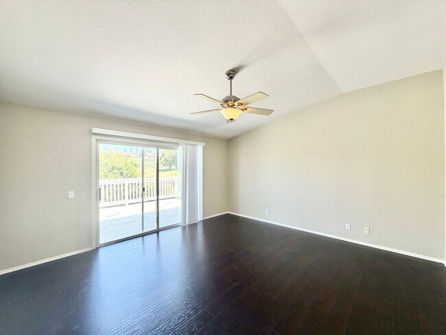 Building Photo - 42041 Delmonte St