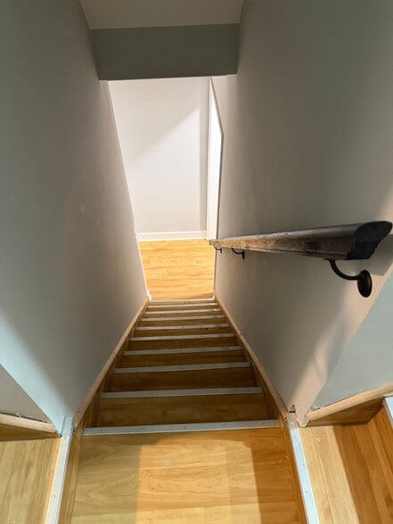 Building Photo - 1628 Benhill Ave