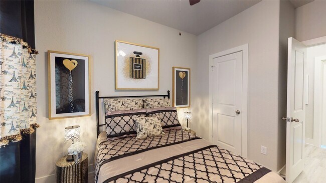 Building Photo - 9007 Lonestar Creekbend Ln