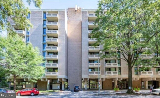 Building Photo - 1250 4th St SW