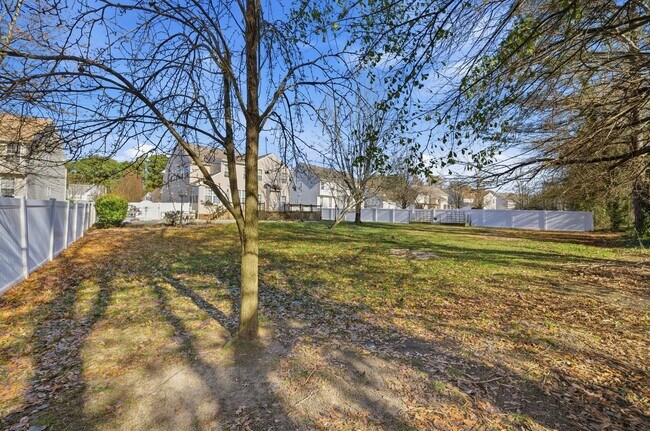 Building Photo - Quailshire Estates 4 Bed, 2.5 Bath Home in Chesapeake, VA