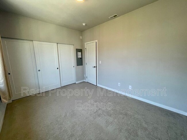 Building Photo - 1525 139th Ct NE