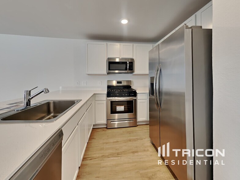 Building Photo - 17146 Quaking Aspen Ln