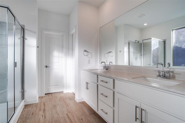 Building Photo - 816 Warleggan Wy