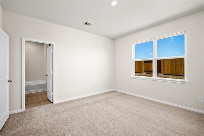 Building Photo - 10383 Red Cardinal Dr