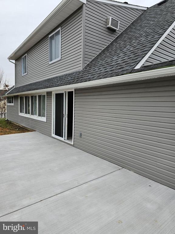 Building Photo - 65 Silverspruce Rd