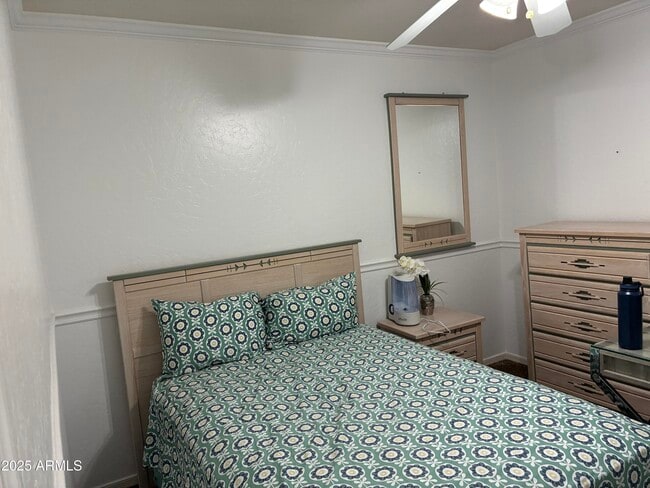 Building Photo - 13438 W Rose Ln