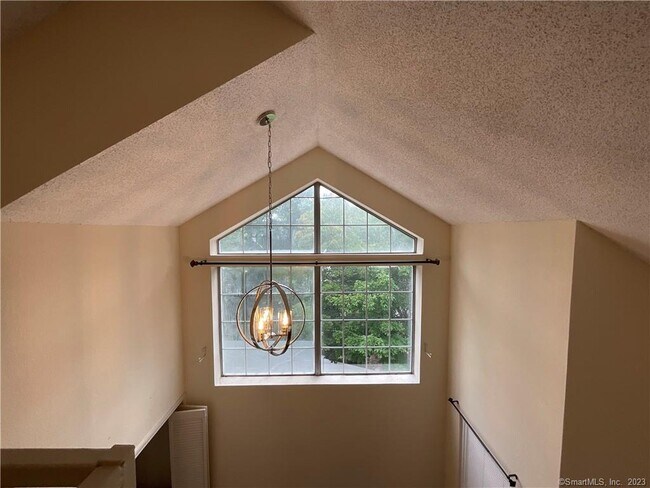 Building Photo - 298 Carriage Crossing Ln