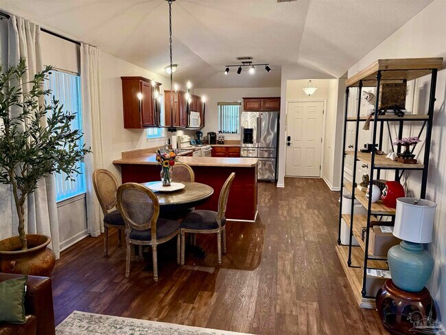 Building Photo - 5934 Bilek Dr