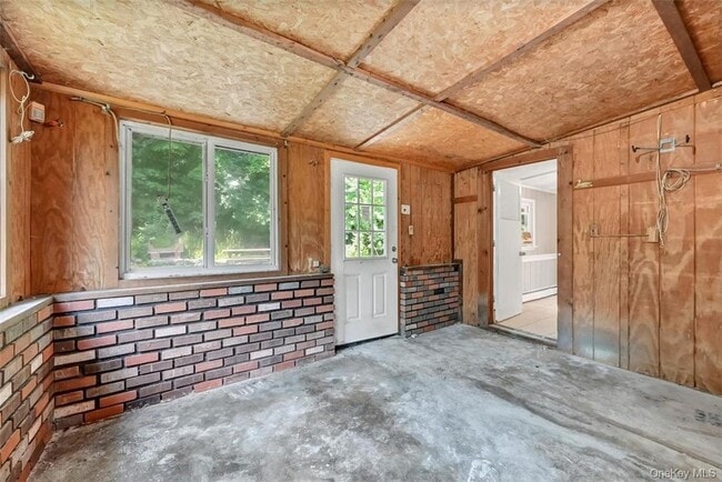 Building Photo - 35 Peddler Hill Rd