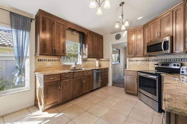 Building Photo - 4600 Deer Trail Blvd