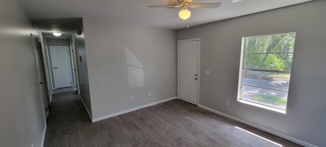 Building Photo - 3 Travis Ln