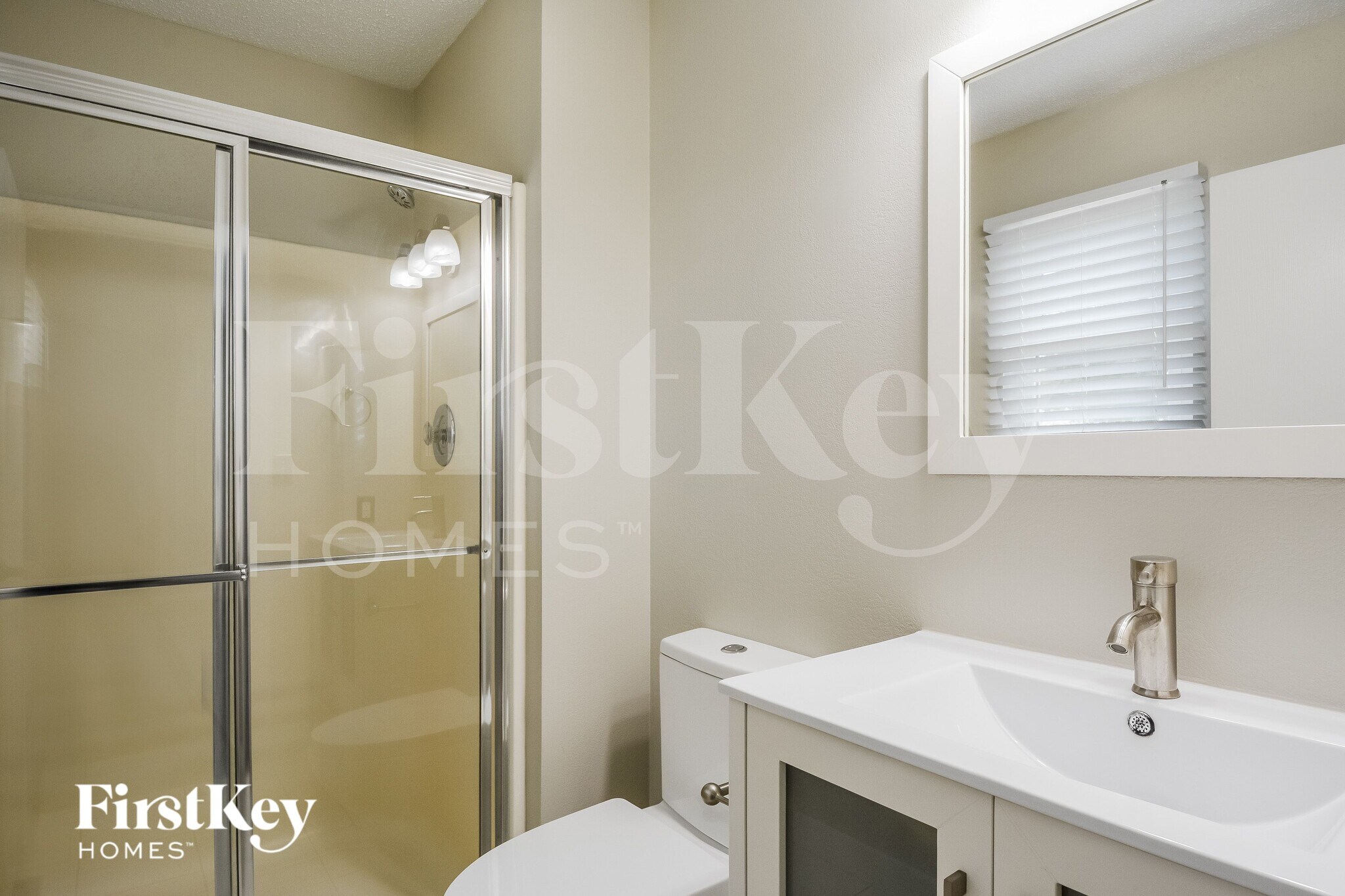 Building Photo - 2005 Rosedale Ct