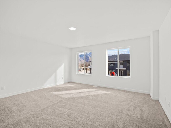 Building Photo - Beautiful 3-bedroom, 2.5-bath townhome