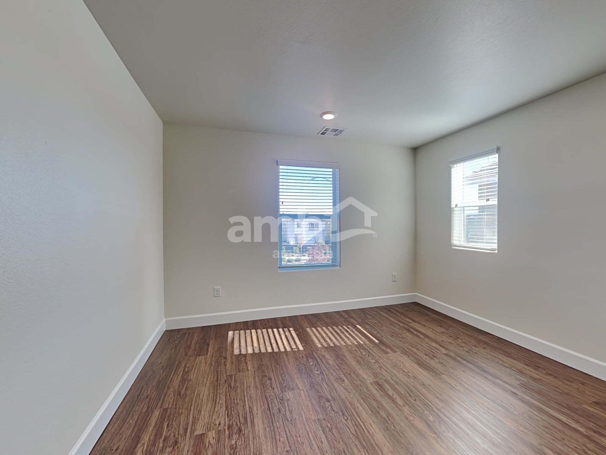 Building Photo - 4754 Tree Swing St