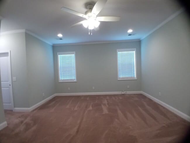 Building Photo - 370 Veranda Dr