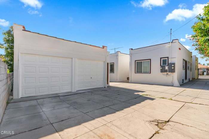 Building Photo - 210 N Fremont Ave