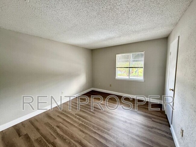 Building Photo - 4413 S Semoran Blvd