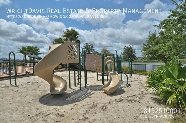 Building Photo - 610 15th Ave NW