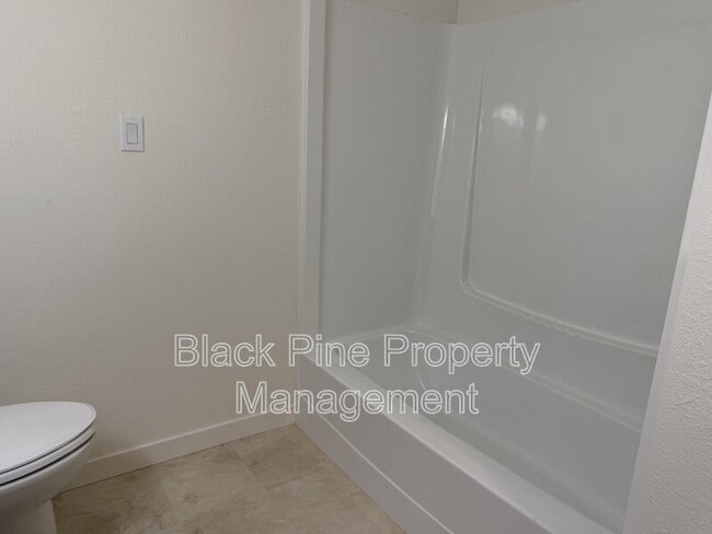 Building Photo - 1939 S Owyhee St