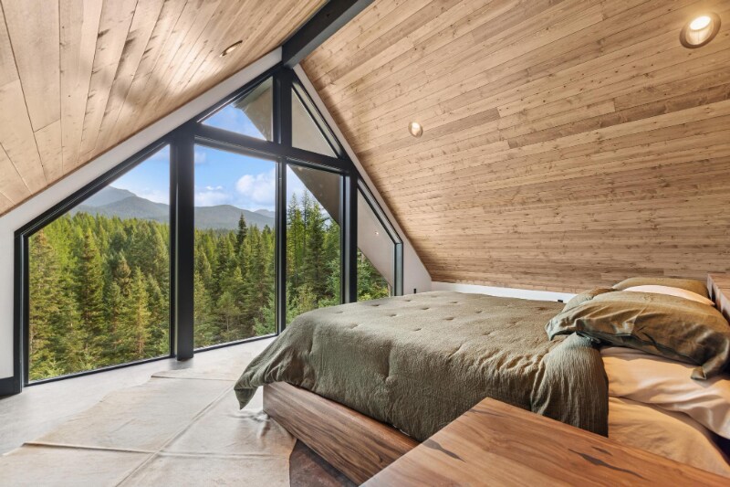 Building Photo - 172 E Many Lakes Dr